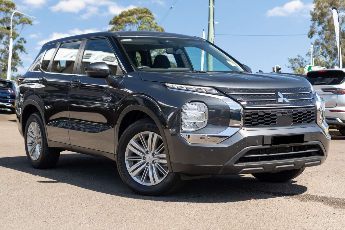 2026 Mitsubishi Outlander Black Edition ZM