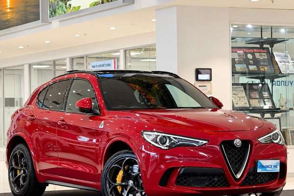 2019 Alfa Romeo Stelvio Quadrifoglio