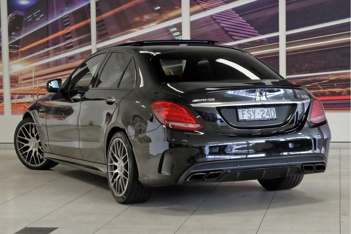 2017 Mercedes-Benz C-Class C63 AMG S W205 image 2