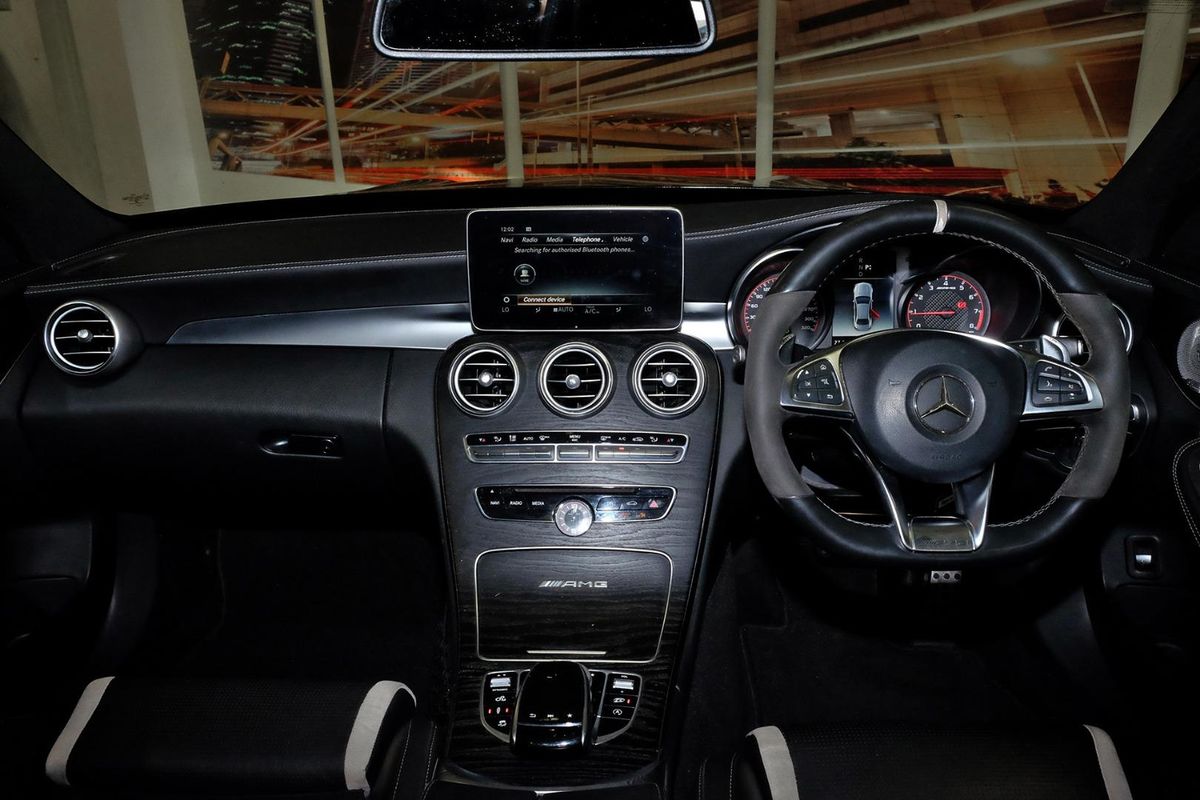 2017 Mercedes-Benz C-Class C63 AMG S W205 image 8