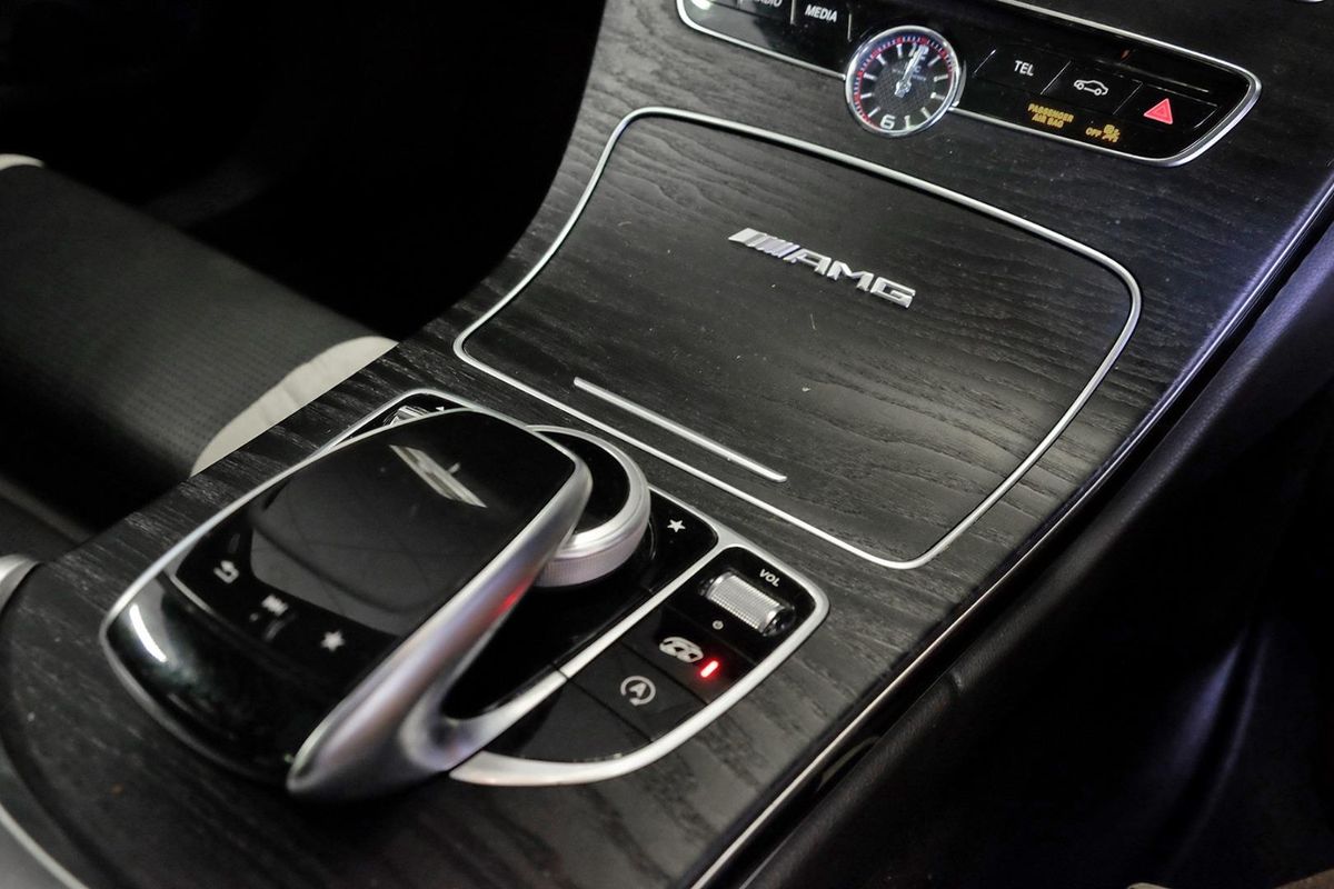 2017 Mercedes-Benz C-Class C63 AMG S W205 image 11