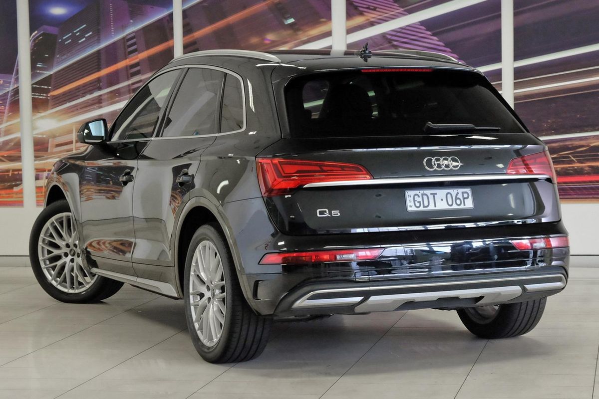 2022 Audi Q5 35 TDI Limited Edition FY image 2
