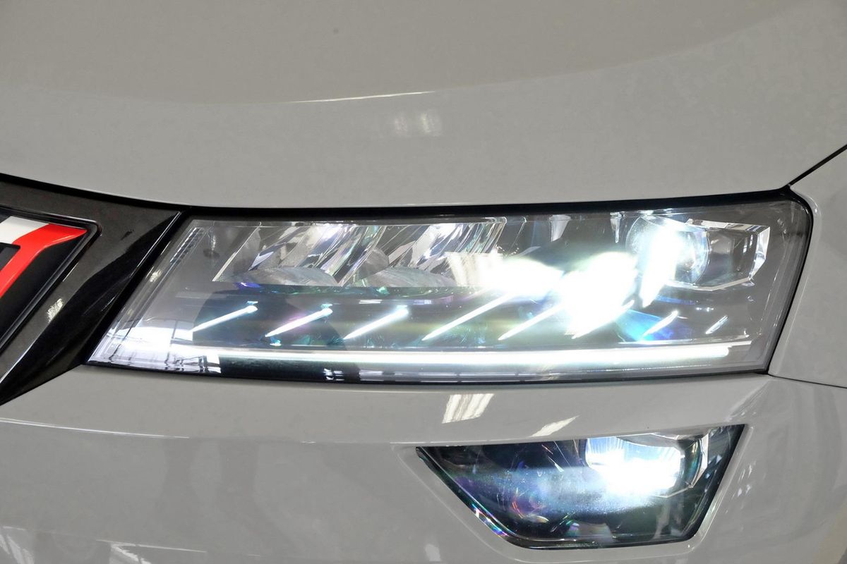 2020 SKODA Karoq 140TSI Sportline NU image 19