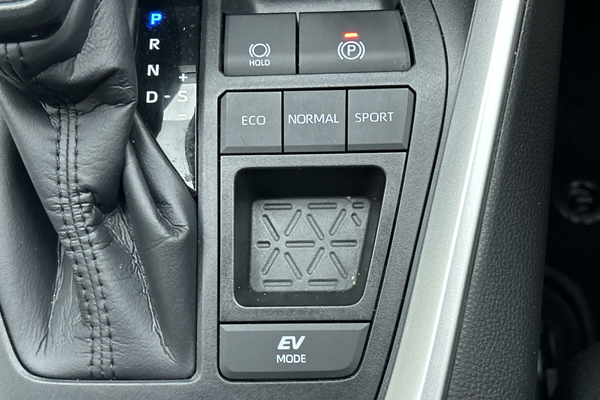 2025 Toyota RAV4 GX AXAH54R thumb-15