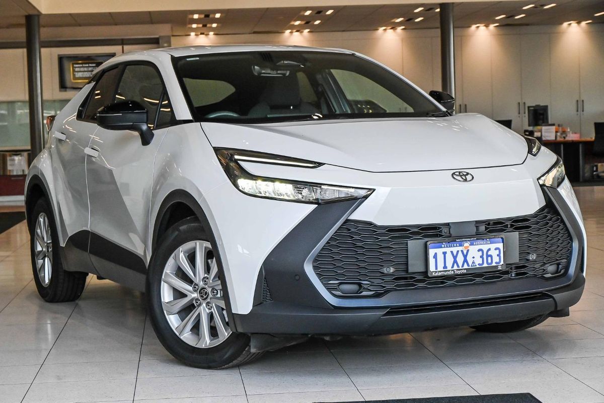2025 Toyota C-HR GXL ZYX20R