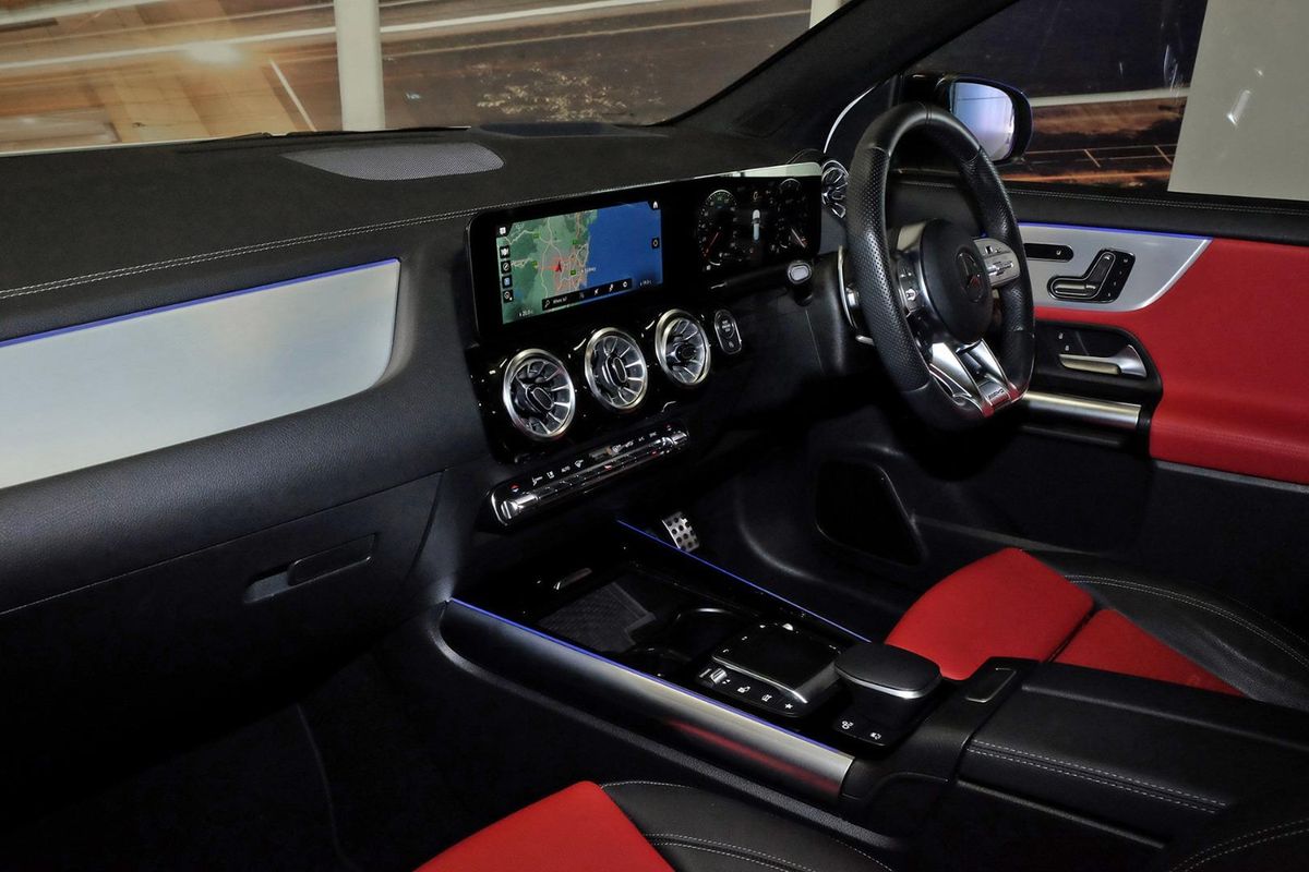 2022 Mercedes-Benz GLA-Class GLA35 AMG H247 image 9