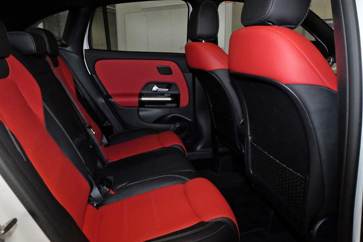 2022 Mercedes-Benz GLA-Class GLA35 AMG H247 image 10