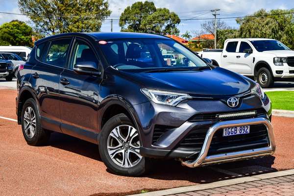 2017 Toyota RAV4 GX ZSA42R