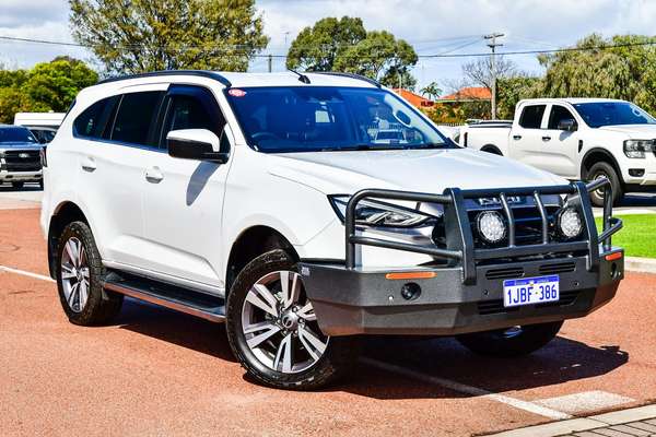2023 Isuzu MU-X LS-T