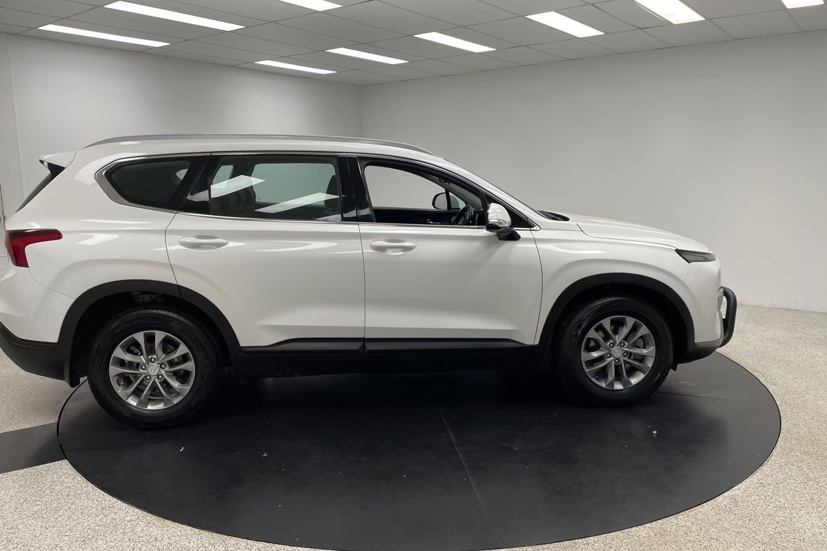 2023 Hyundai Santa Fe TM.V4
