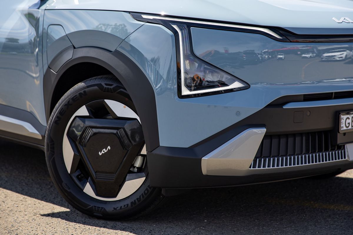 2026 Kia EV5 Air Standard Range OVc