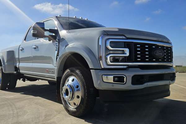 2026 Ford F450 Platinum 4X4