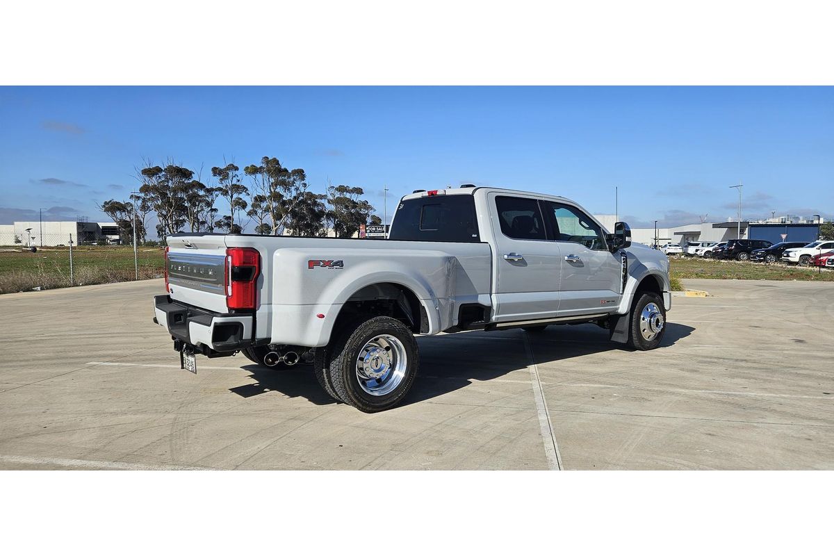 2026 Ford F450 Platinum 4X4