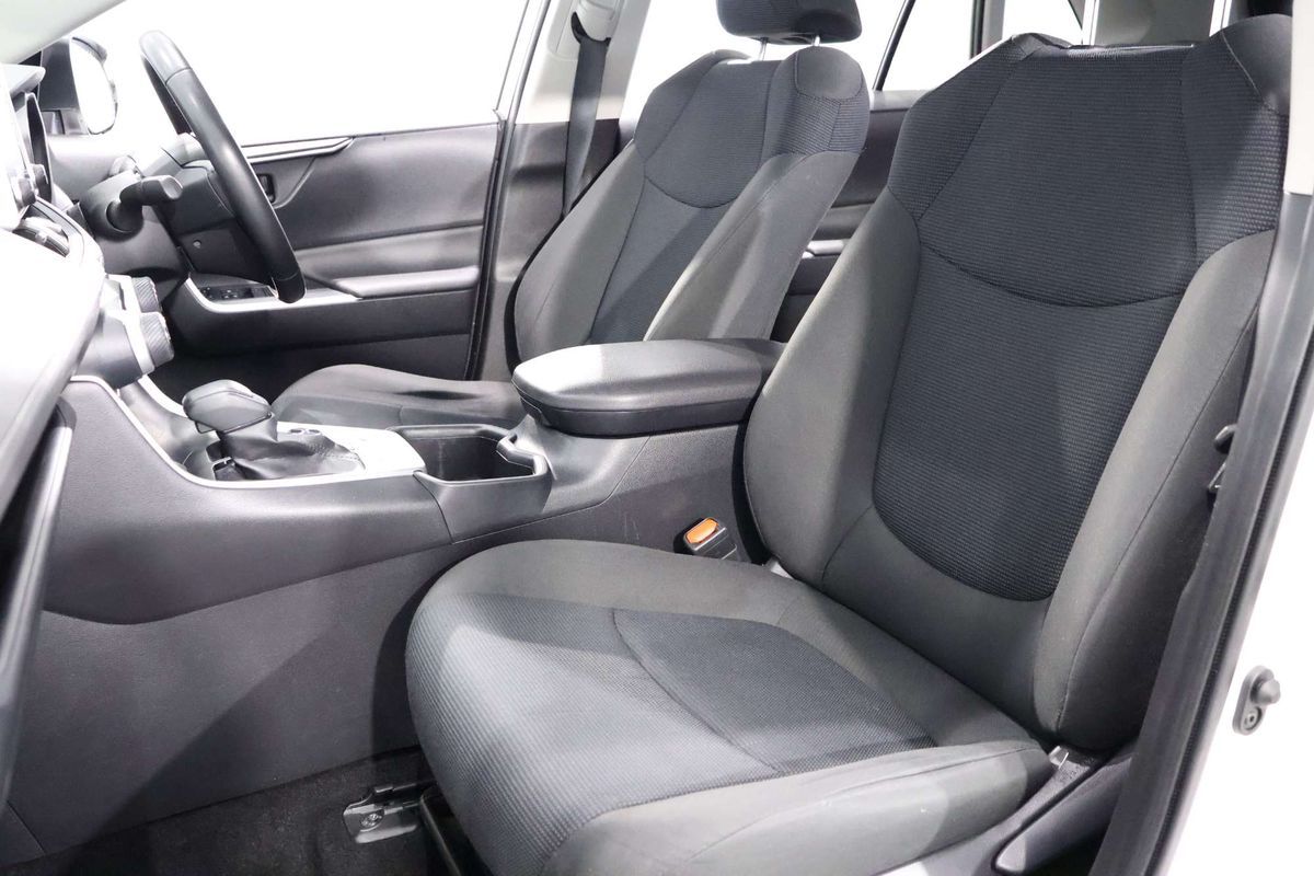 2022 Toyota RAV4 GX AXAH54R