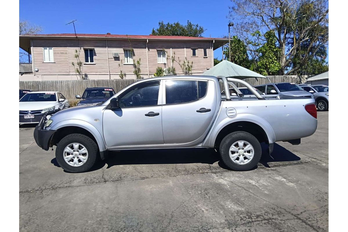 2012 Mitsubishi Triton GL-R MN 4X4