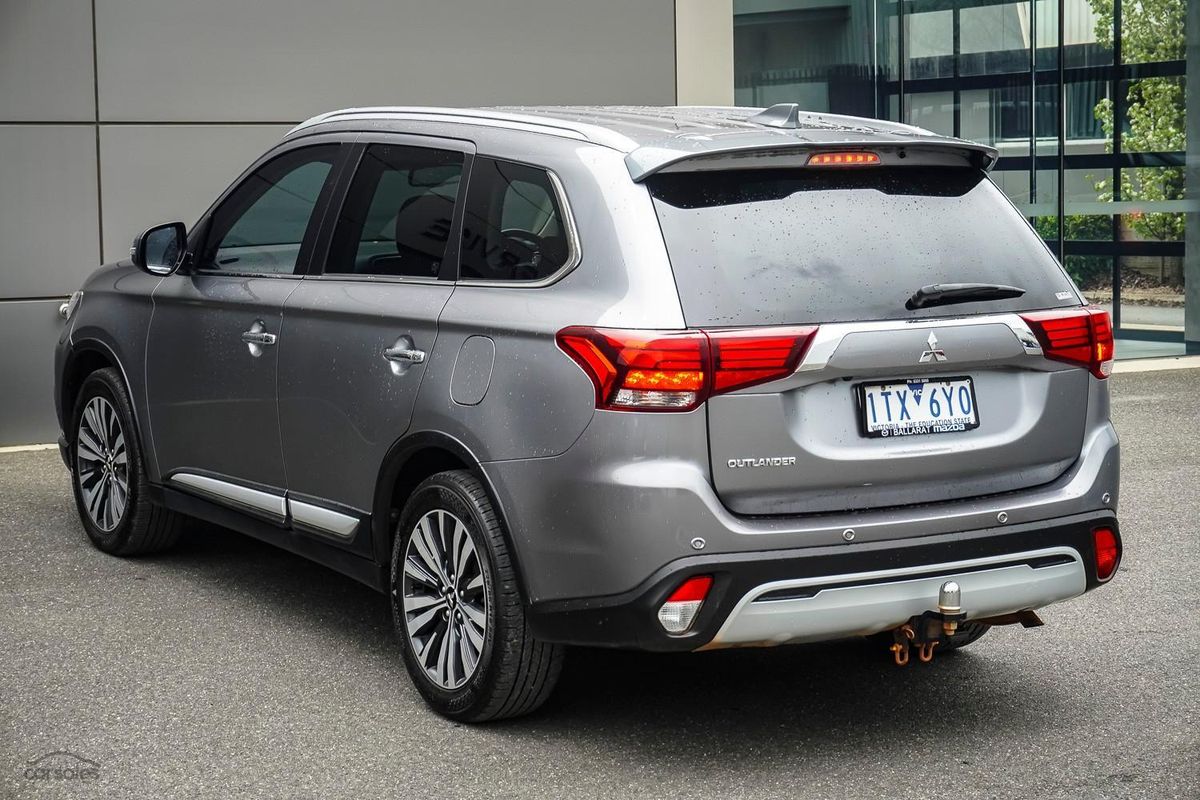 2021 Mitsubishi Outlander Exceed ZL