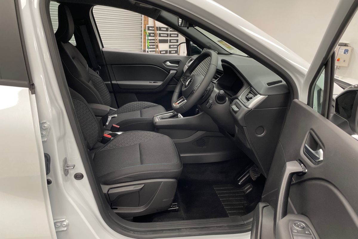 2025 Mitsubishi ASX LS XE