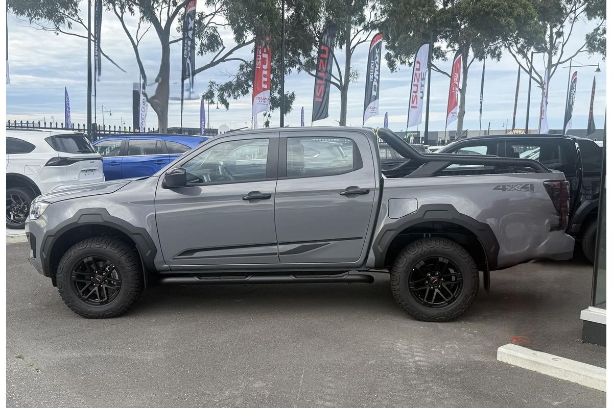2026 Isuzu D-MAX BLADE