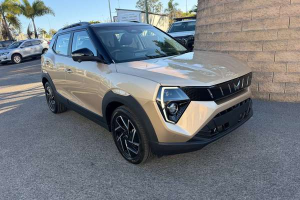 2026 Mahindra XUV3XO AX7L