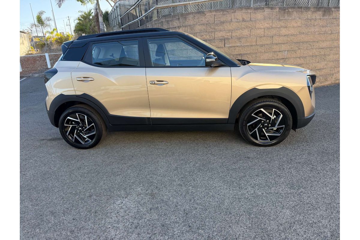 2026 Mahindra XUV3XO AX7L