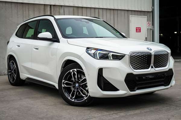2026 BMW iX1 xDrive30 M Sport U11