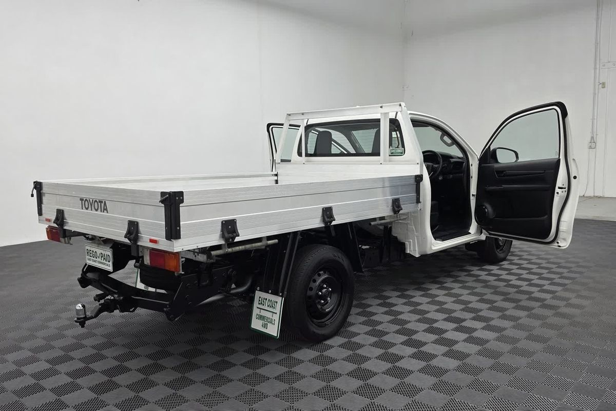2022 Toyota Hilux Workmate TGN121R Rear Wheel Drive image 22