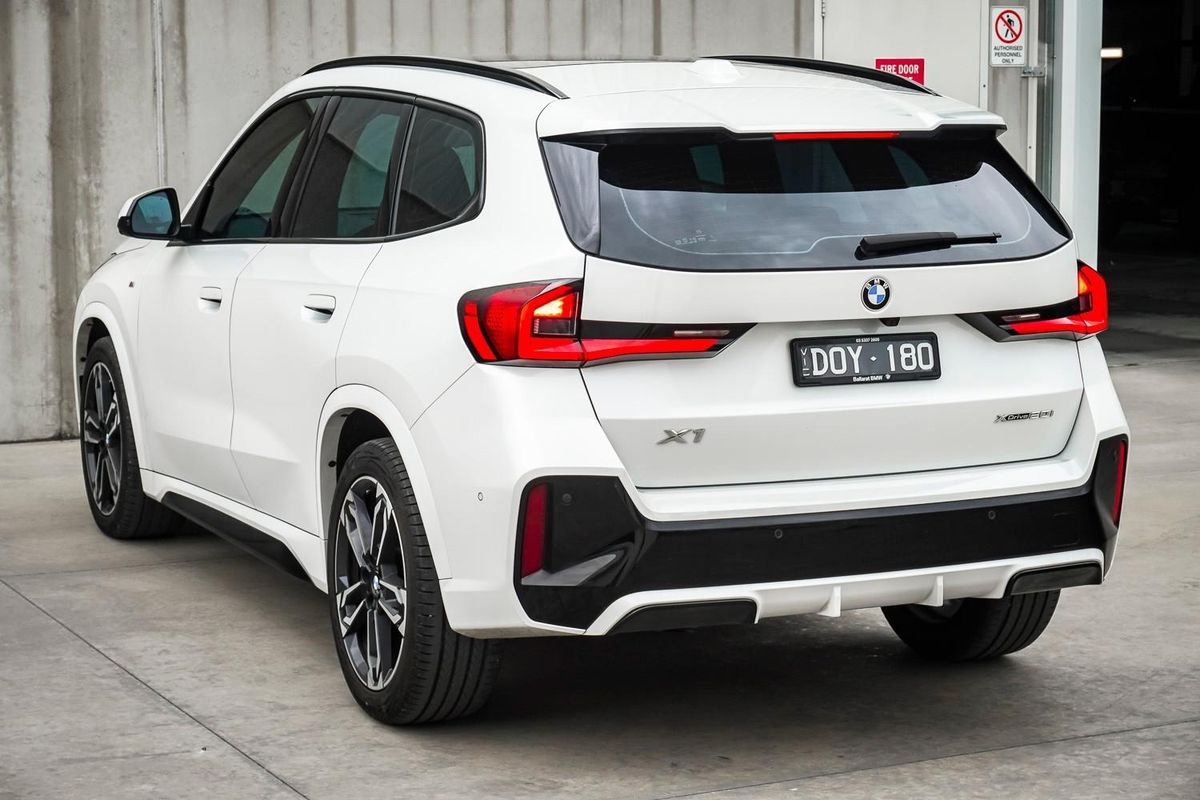 2024 BMW X1 xDrive20i U11