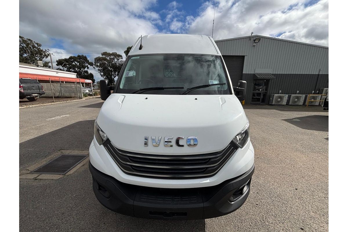 2025 IVECO Daily 50C18V