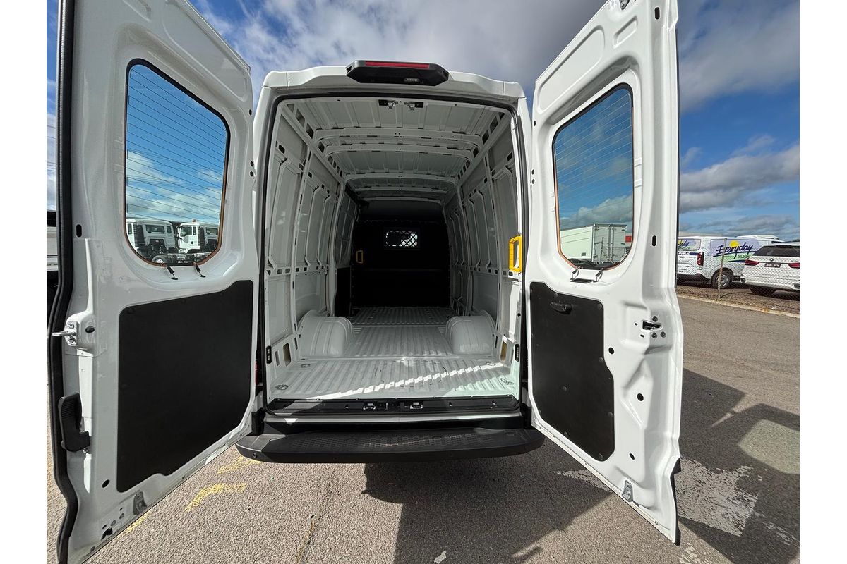 2025 IVECO Daily 50C18V image 9