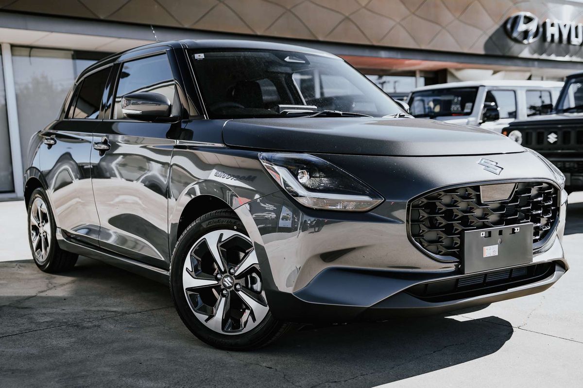 2026 Suzuki Swift Hybrid GLX UZ