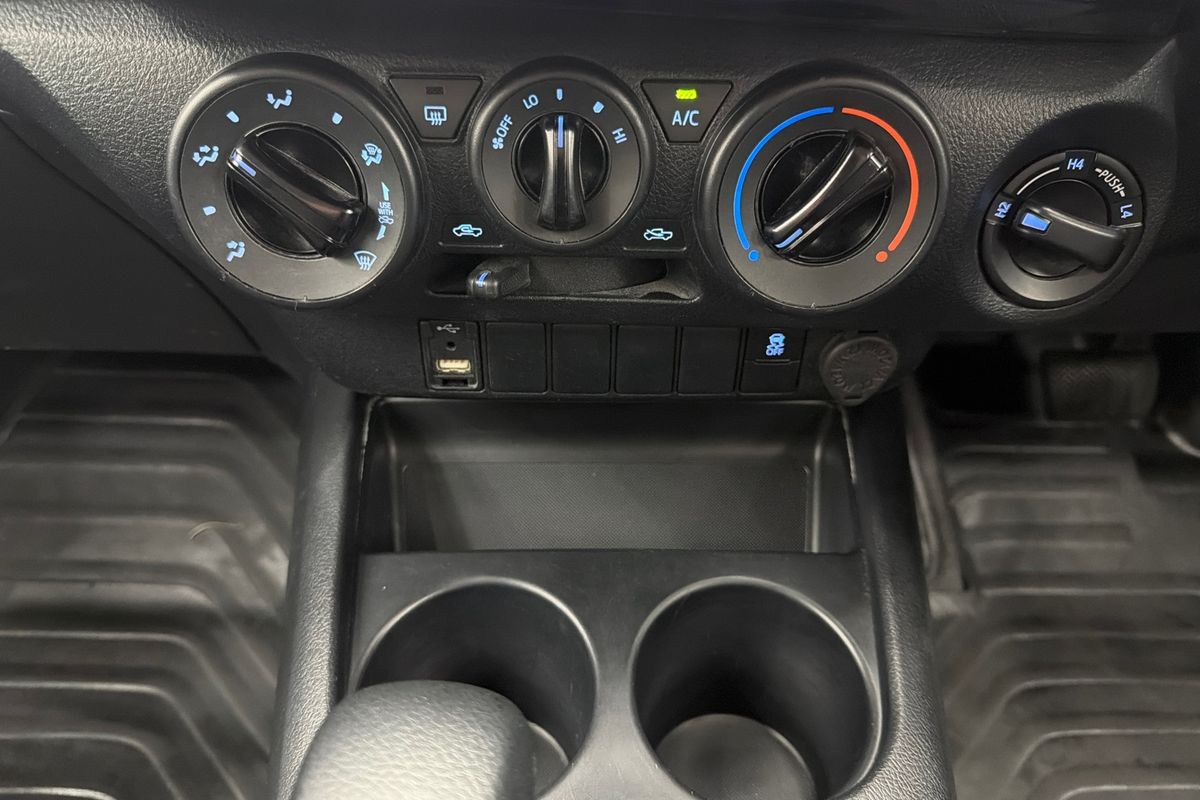 2021 Toyota Hilux Workmate GUN125R 4X4