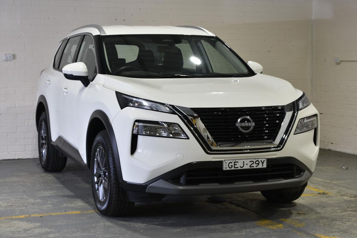 2024 Nissan X-TRAIL ST T33