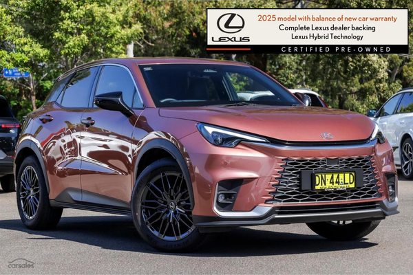 2025 Lexus LBX Sports Luxury MAYH10R