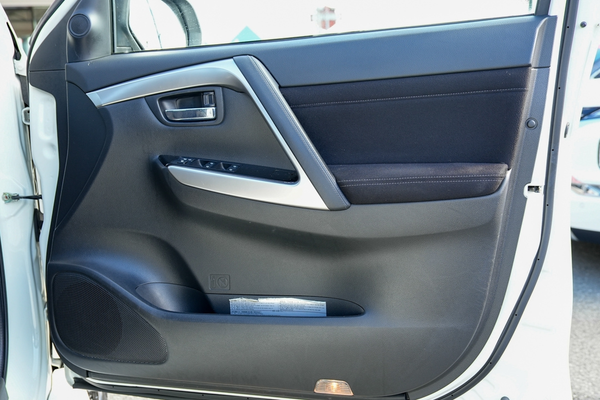 2020 Mitsubishi Pajero Sport GLX QF thumb-15