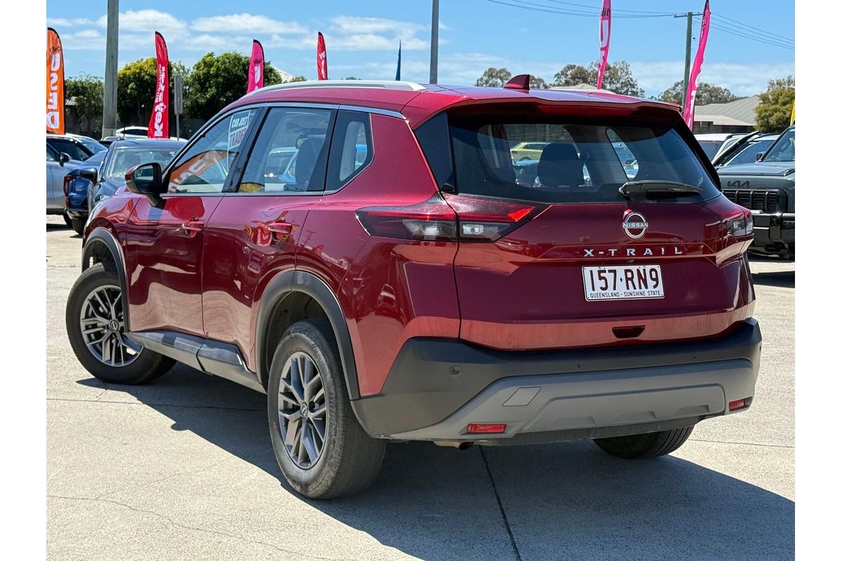 2024 Nissan X-TRAIL ST T33