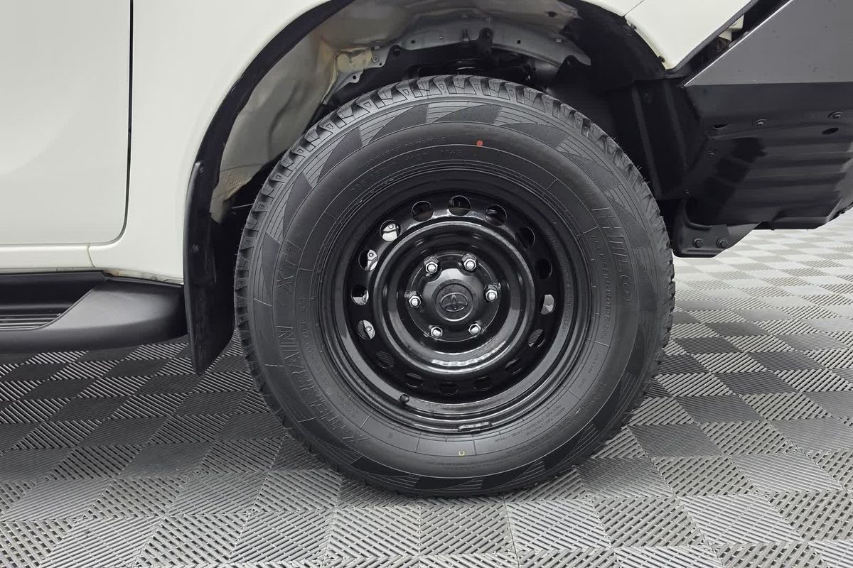2023 Toyota Hilux SR GUN126R 4X4