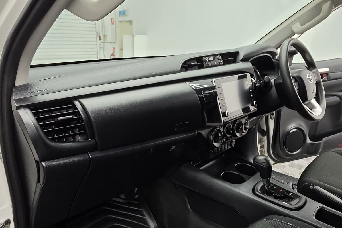 2023 Toyota Hilux SR GUN126R 4X4