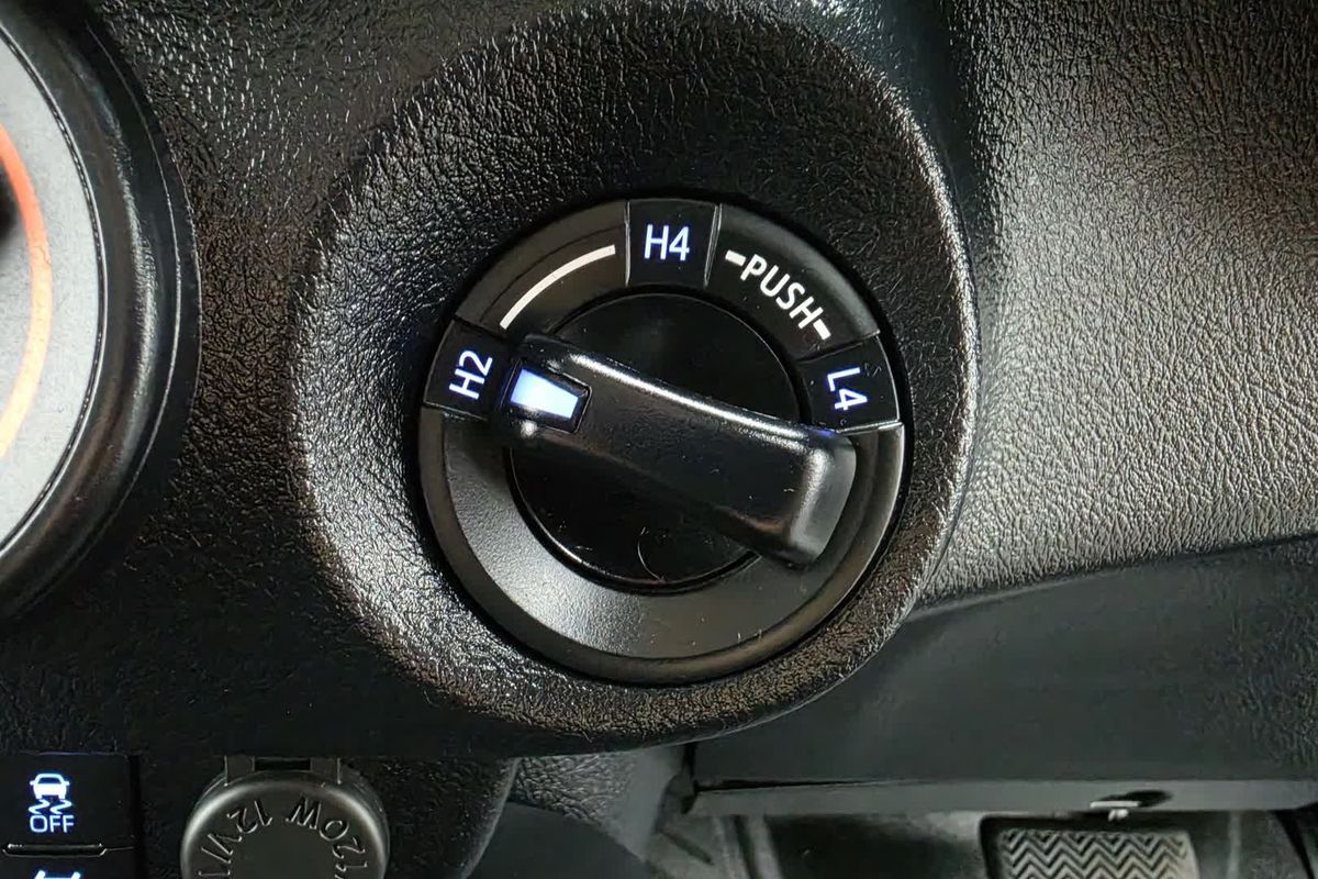 2023 Toyota Hilux SR GUN126R 4X4