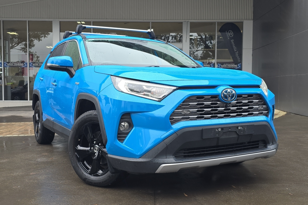 2020 Toyota RAV4 Cruiser AXAH54R