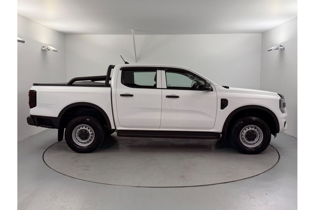 2025 Ford Ranger XL 4X4 2.0L