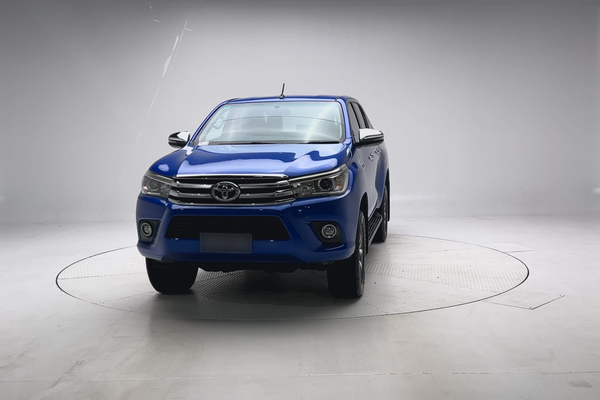 2018 Toyota Hilux SR5 GUN126R 4X4 thumb-5