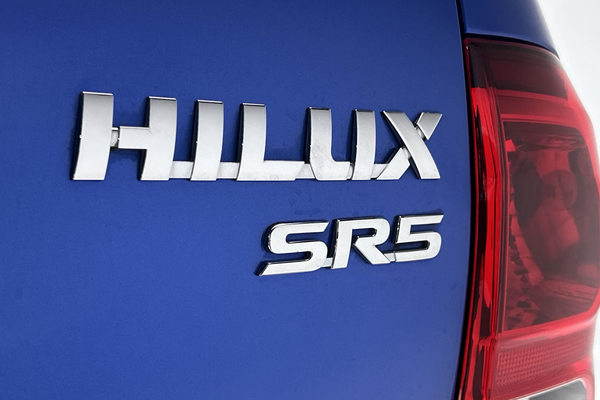 2018 Toyota Hilux SR5 GUN126R 4X4 thumb-21