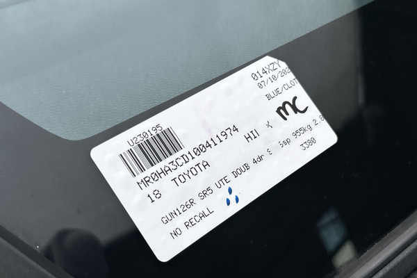 2018 Toyota Hilux SR5 GUN126R 4X4 thumb-23