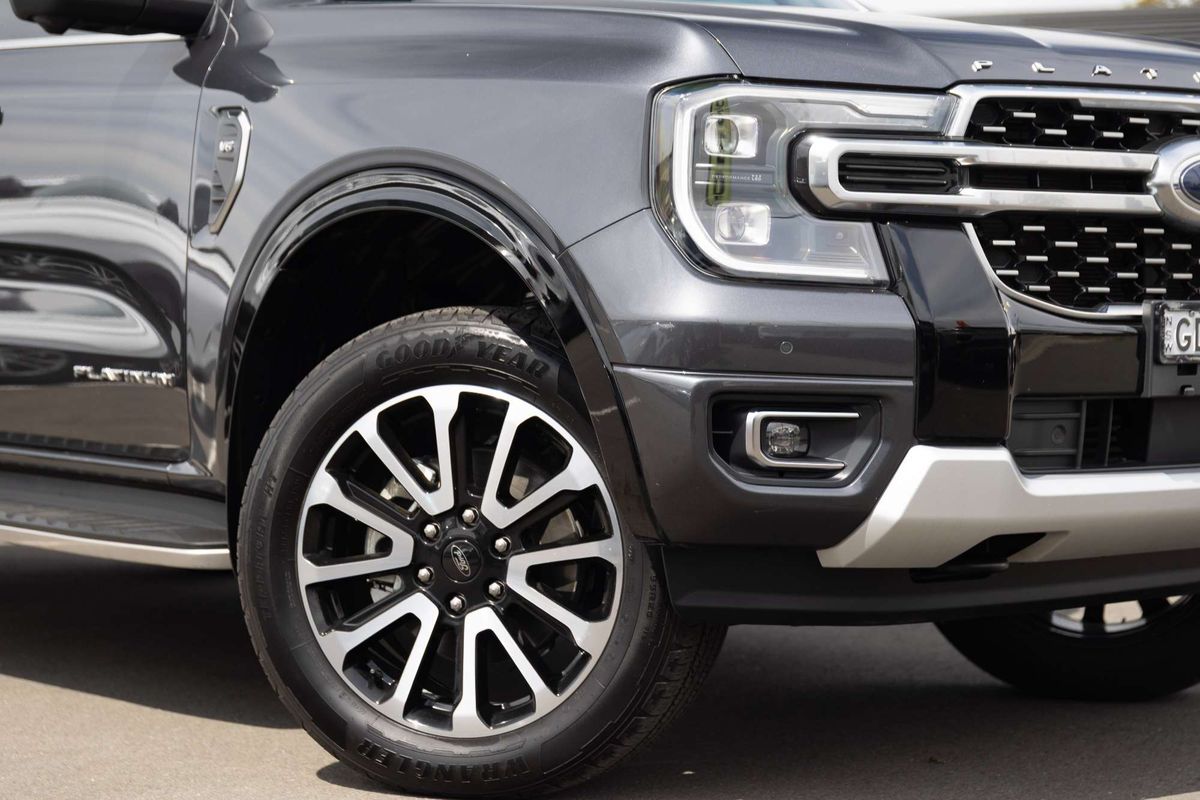 2025 Ford Ranger Platinum 4X4 3.0L