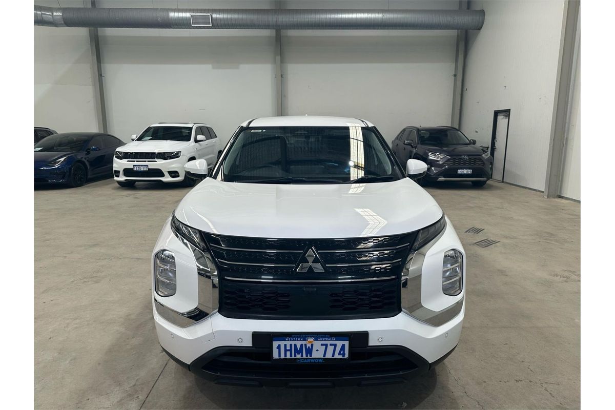 2021 Mitsubishi Outlander ES ZM