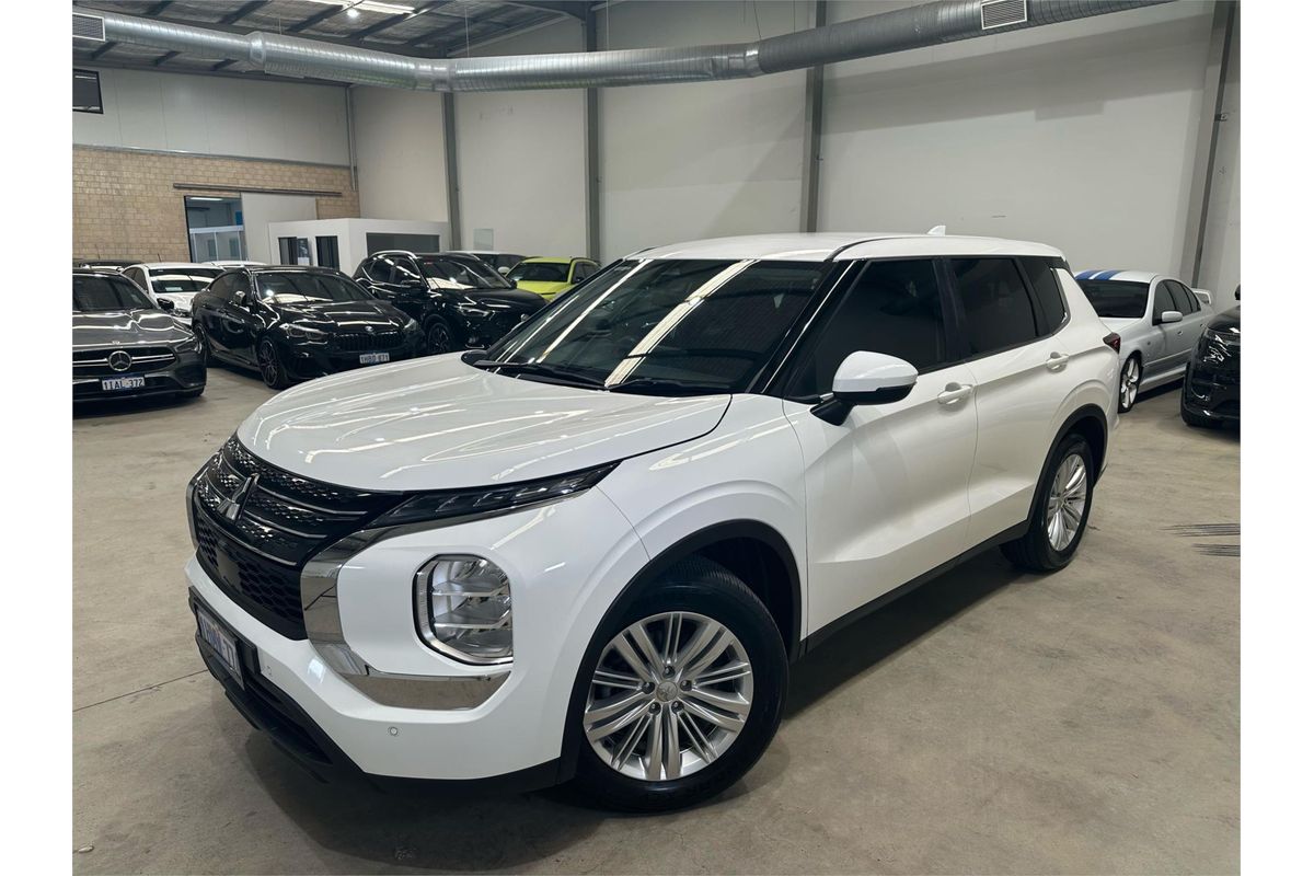 2021 Mitsubishi Outlander ES ZM