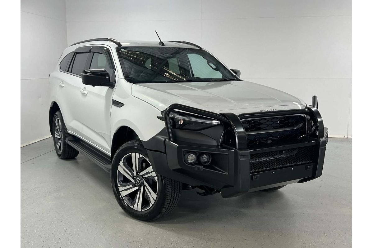 2026 Isuzu MU-X LS-T