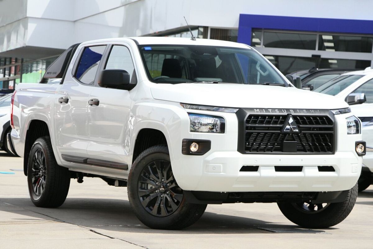 2025 Mitsubishi Triton GLX-R MV 4X4