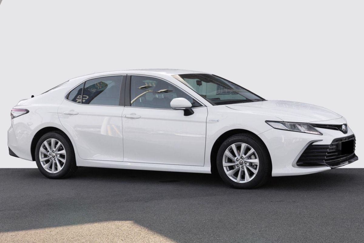 2024 Toyota Camry Ascent AXVH70R