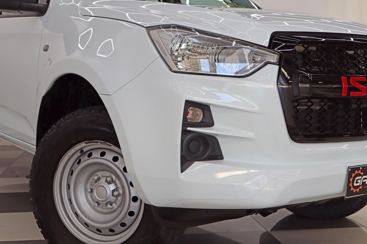 2023 Isuzu D-MAX SX 4X4